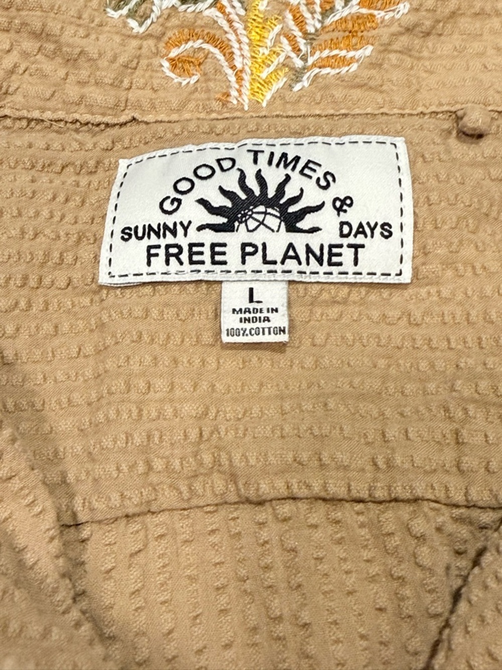 Free Planet Embroidered Seersucker Button Down Shirt in Tan Size Large - Picture 6 of 7